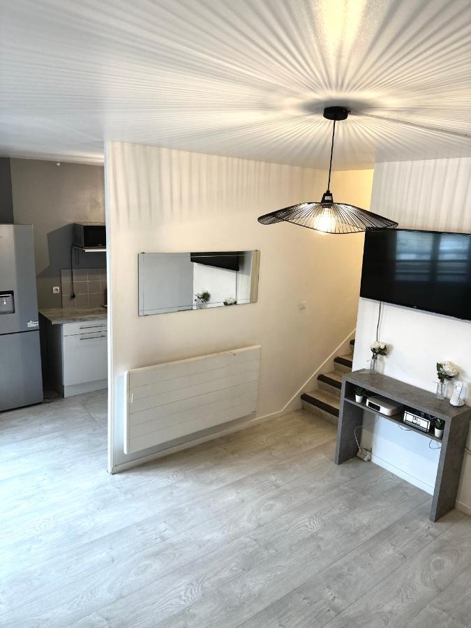 Jolie Appartement Duplex 2 Min Gare-Disney Et Paris 15 Min Нуази-ле-Гран Экстерьер фото